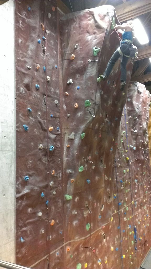 1 Kletterwand Baujahr 1995 widnau