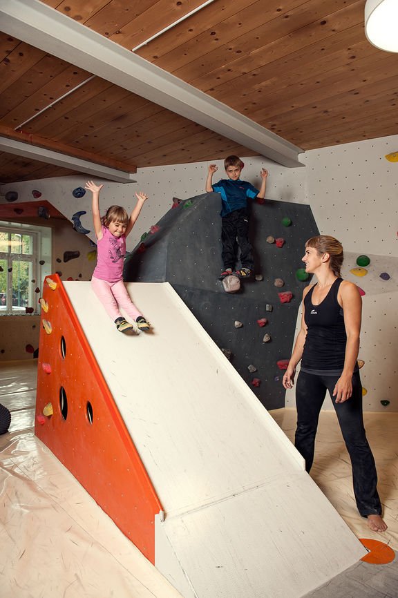 SteinblockBoulderhalleRankweilSteilheit 1 2